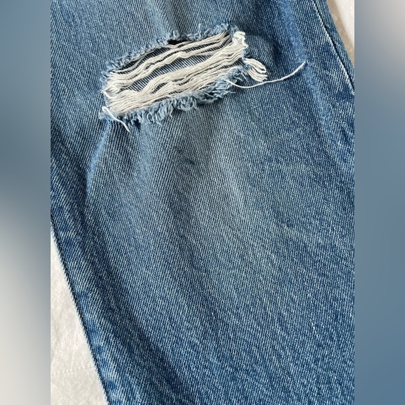 NWOT $108 Levi’s 501 Original Fit Women's Jeans 27x30 - Picture 6 of 14